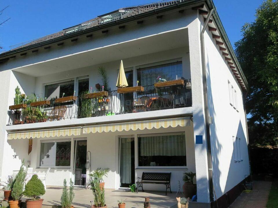 Gepflegtes 3-Familien-Haus mit 2 x Garten und 3 Hobbyräumen nahe der U- und S-Bahn in Feldmoching! Kirchheim bei München