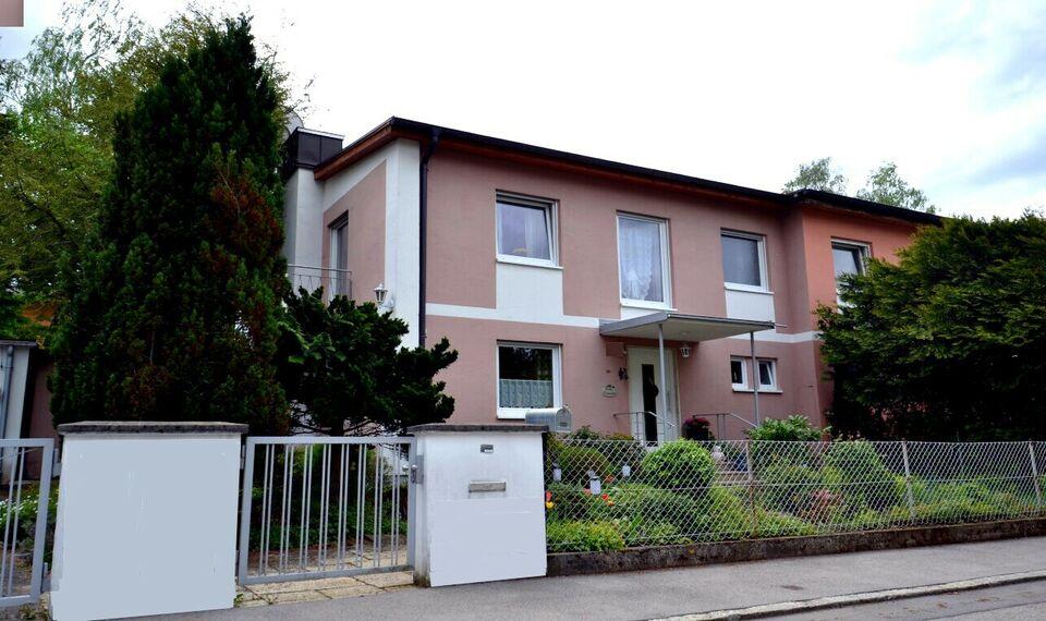 Hübsche, vermietete Doppelhaushälfte mit großem Grundstück in idyllischer Wohnlage von Waldperlach Kirchheim bei München
