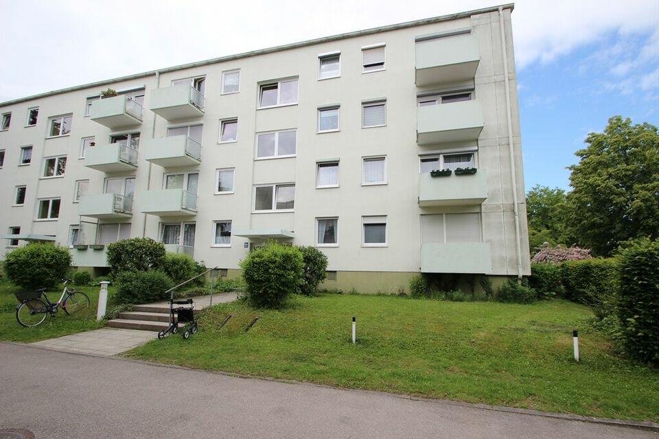 AkuRat Immobilien - Vermietete 3-Zimmer-Wohnung mit West-Loggia in Germering Germering