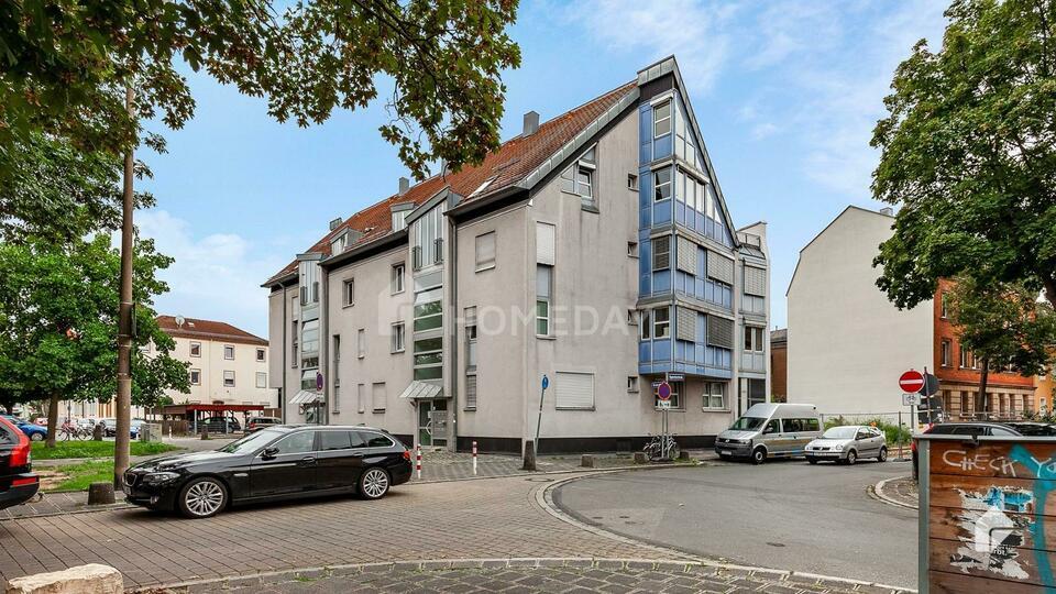 Attraktive Maisonettewohnung mit hochwertiger Ausstattung und Dachterrassen-Oase in Glockenhof Südstadt