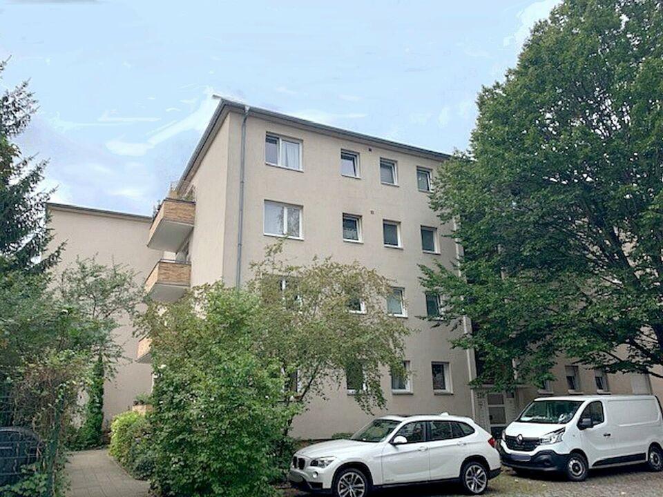 Vermietet! Geräumige 1-Zimmer- Eigentumswohnung mit Südwest-Balkon in Berlin-Neukölln Neukölln