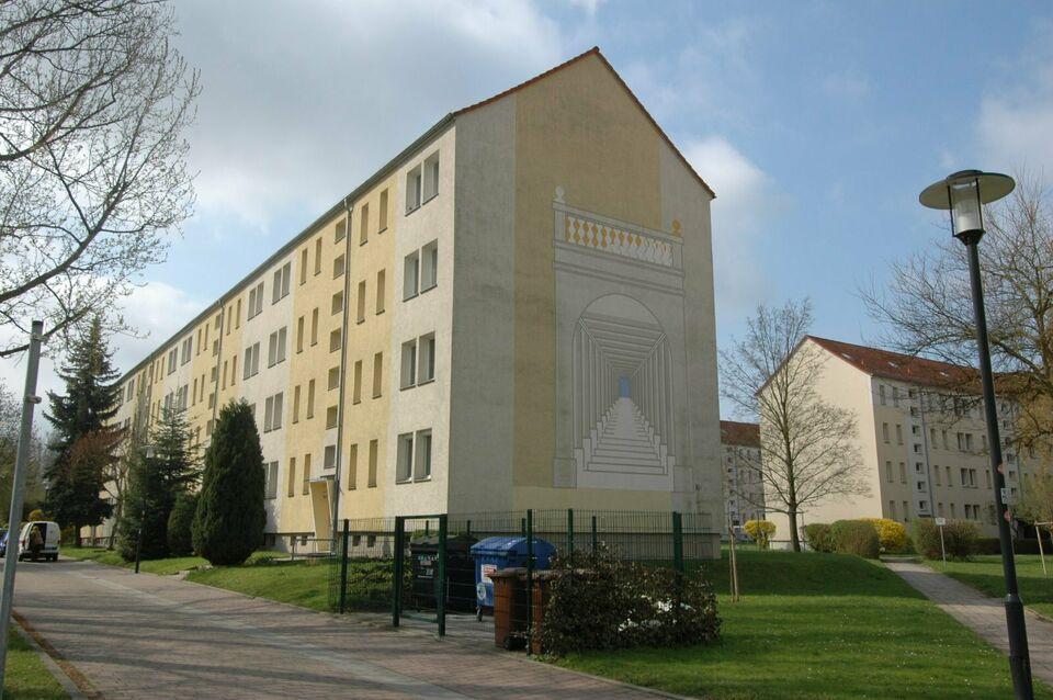 Sanierungsbedürftige 2-Raum Wohnung in Weißenfels West*** Weißenfels