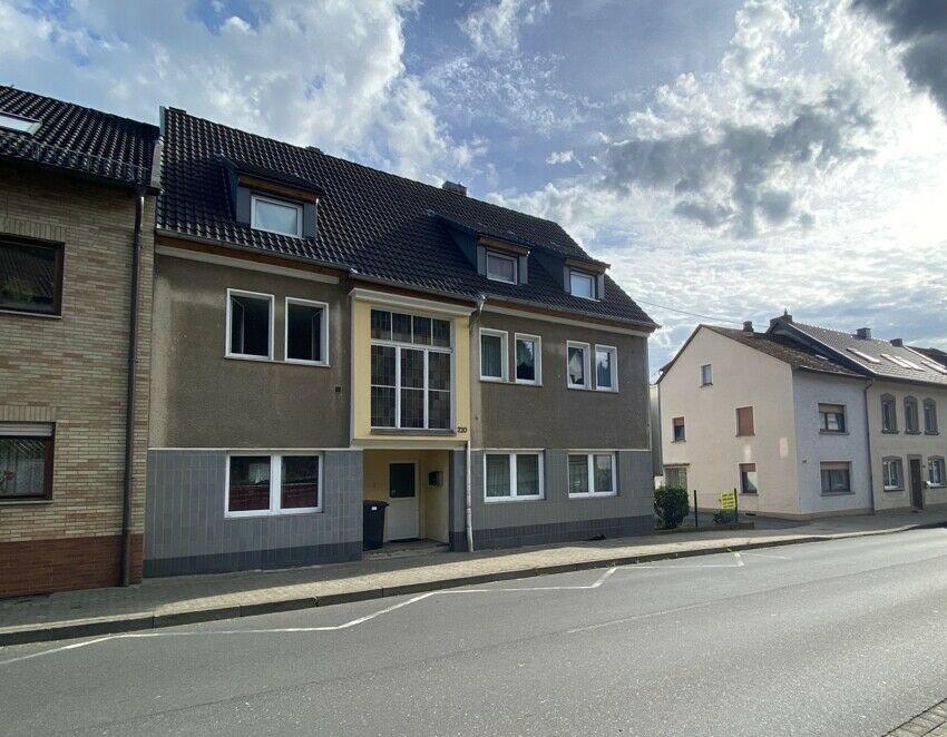 BIETERVERFAHREN: Renditestarkes Mehrfamilienhaus in Adenau Rheinland-Pfalz