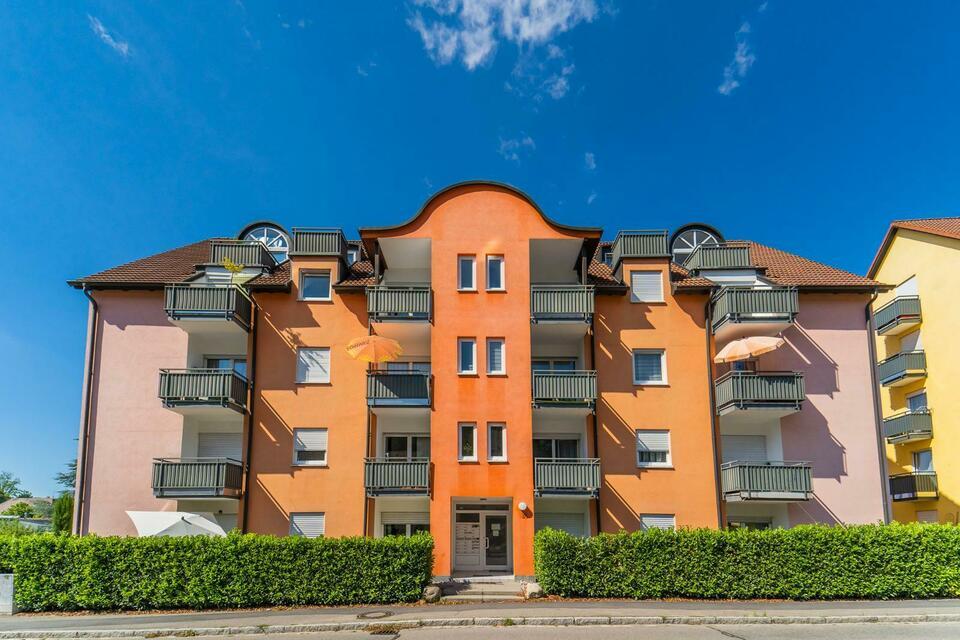 Zentrales helles Single-Appartment mit Balkon und Tiefgarage im Herzen von Kandern Baden-Württemberg