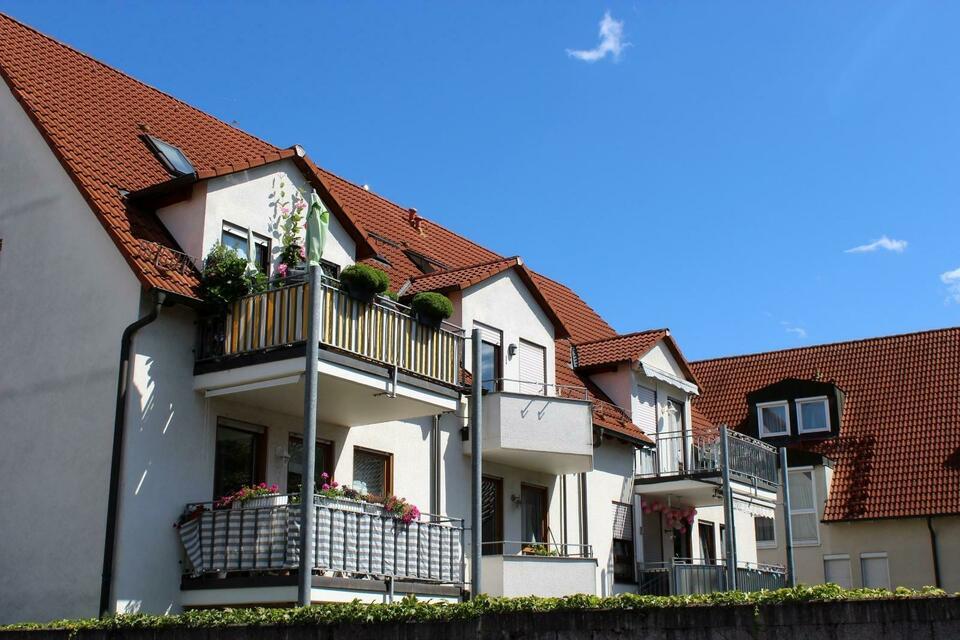 Die bessere Lösung: Eigentum! 2,5-Zimmerwohnung mit zwei Balkonen und TG-Stellplatz Baden-Württemberg