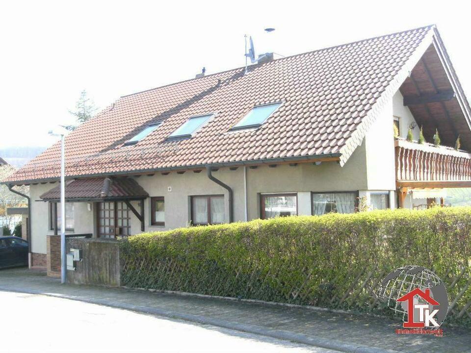 *+*Traum-Zweifamilienhaus mit Einl.Whg. in Toplage von Erlenbach bei Heilbronn*+* Baden-Württemberg
