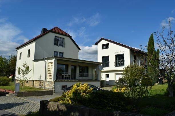 Wunderschönes und sehr gepflegtes Zweifamilienhaus in Ländlicher Idylle Dürrröhrsdorf