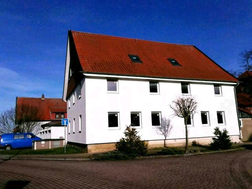 2 Familienhaus mit 4 Garagen Bockenem