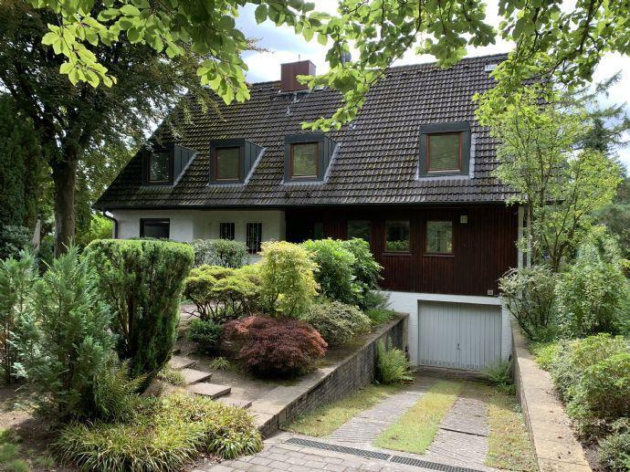 Familien willkommen - besonderes Ein-Zweifamilienhaus in Sackgassenlage von HH-Lehmsahl-Mellingstedt Hamburg