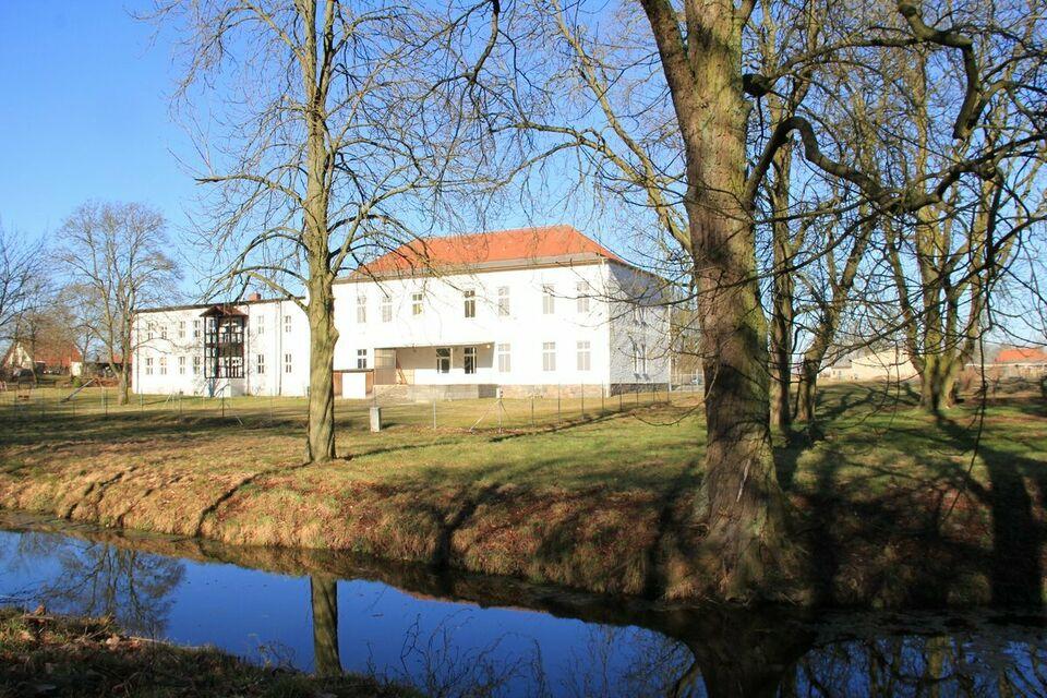 HORN IMMOBILIEN++ großes Haus mit vielen Zimmern - Mecklenburgischen Seenplatte Möllenbeck