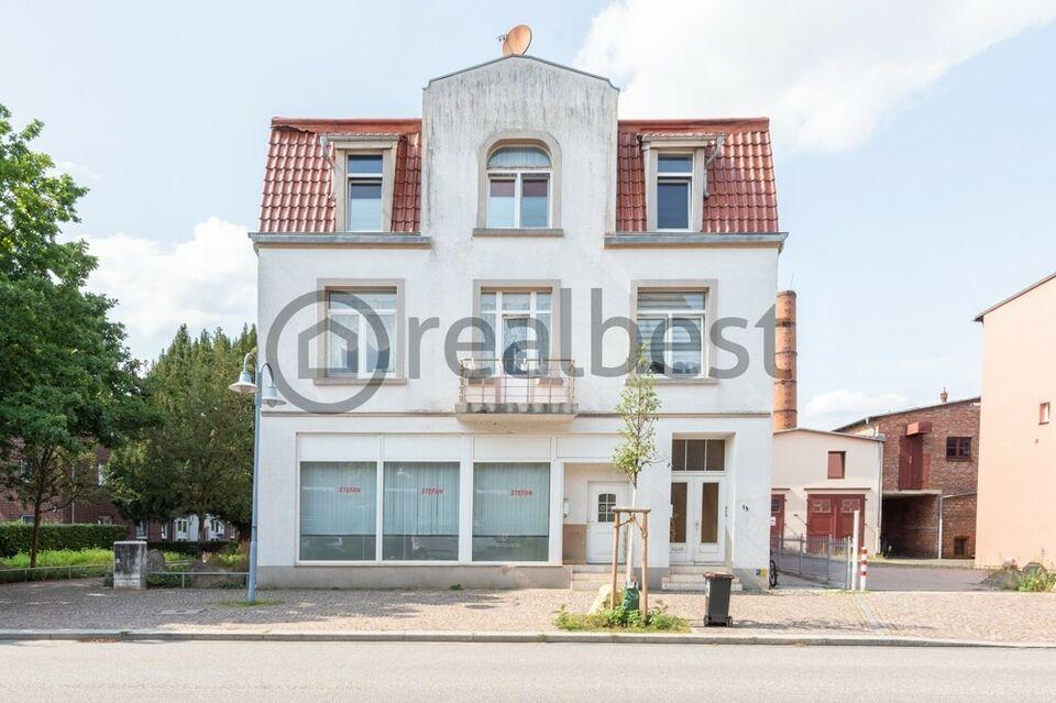 Wohn- und Geschäftshaus nahe des Stadtparks Köthel (Herzogtum Lauenburg)