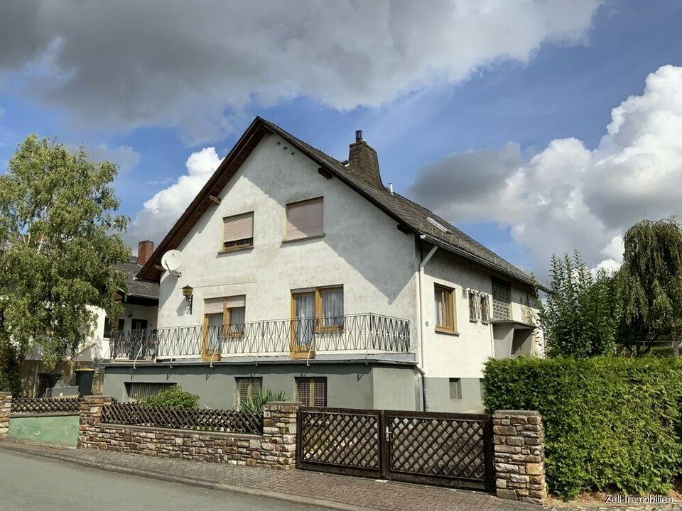 Geräumiges 1-2 Familienhaus mit Nebengebäude in ländlicher Idylle Lorch