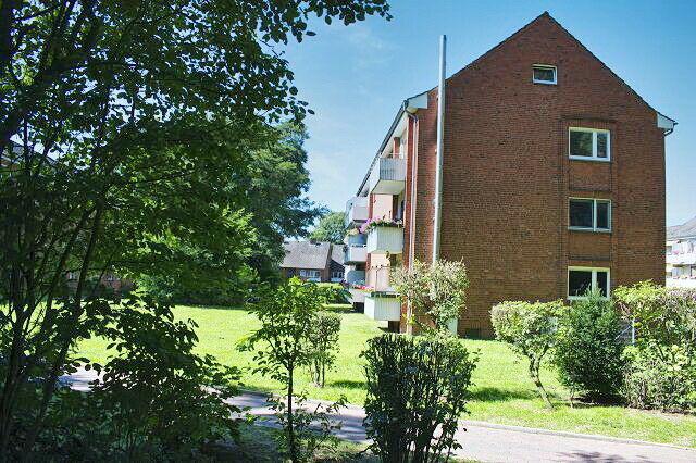 +++ Provisionsfrei +++ 3,5-Zimmer, ca. 80 m² mit Südbalkon - im gepflegten Mehrfamilienhaus Köthel (Herzogtum Lauenburg)