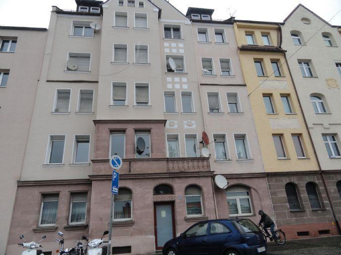 3,5-Zimmer-Wohnung mit 70 m² Wfl. im 4. Zu Verkaufen Hafen Nürnberg