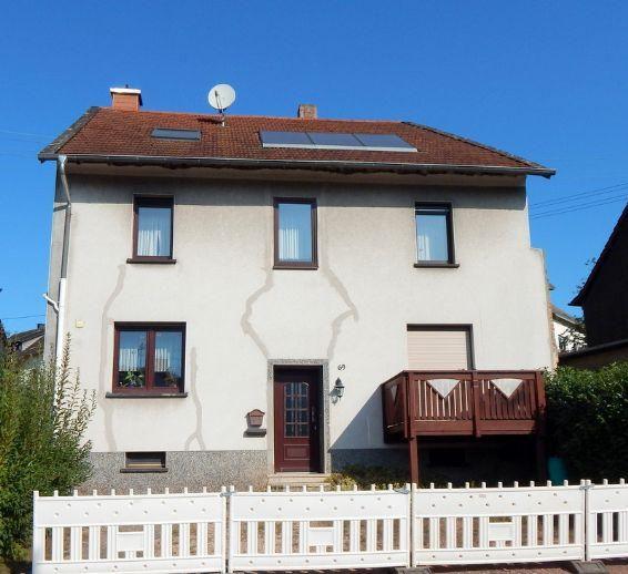 Freistehendes Wohnhaus in Wadern-Lockweielr zu Verkaufen! Wadern