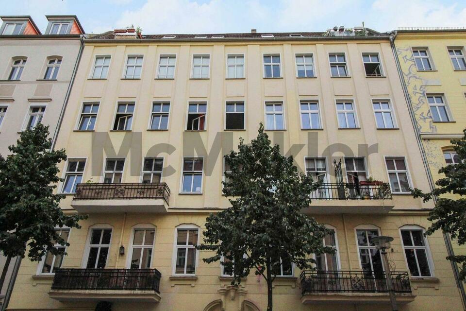 Unbefristet vermietete 3-Zimmer-Altbauwohnung in Berliner Szeneviertel Friedrichshain Berlin