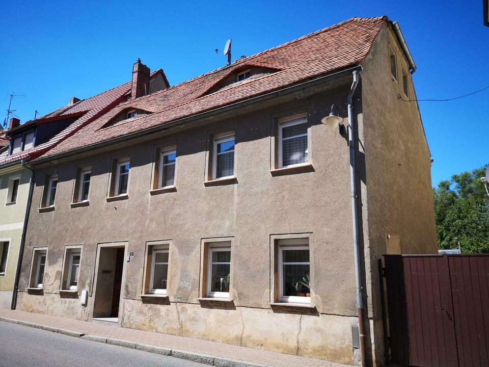 Solide gebautes Wohnhaus mit Inventar - Kaufen - Einziehen Bernstadt auf dem Eigen