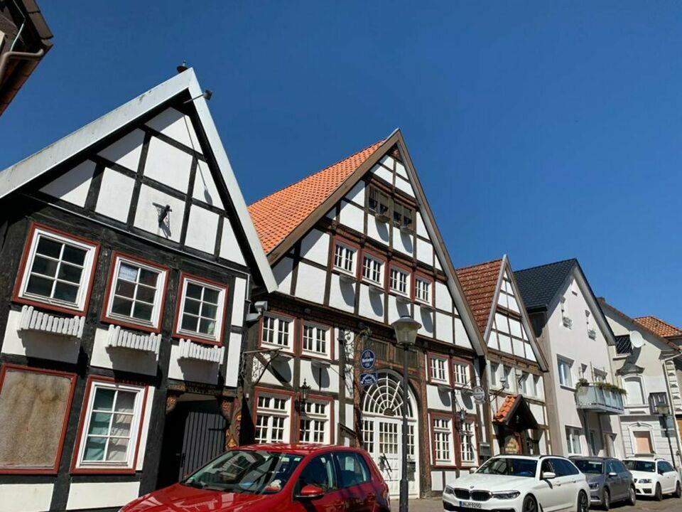 Drei Fachwerkhäuser in Blombergs Historischer Innenstadt Nordrhein-Westfalen