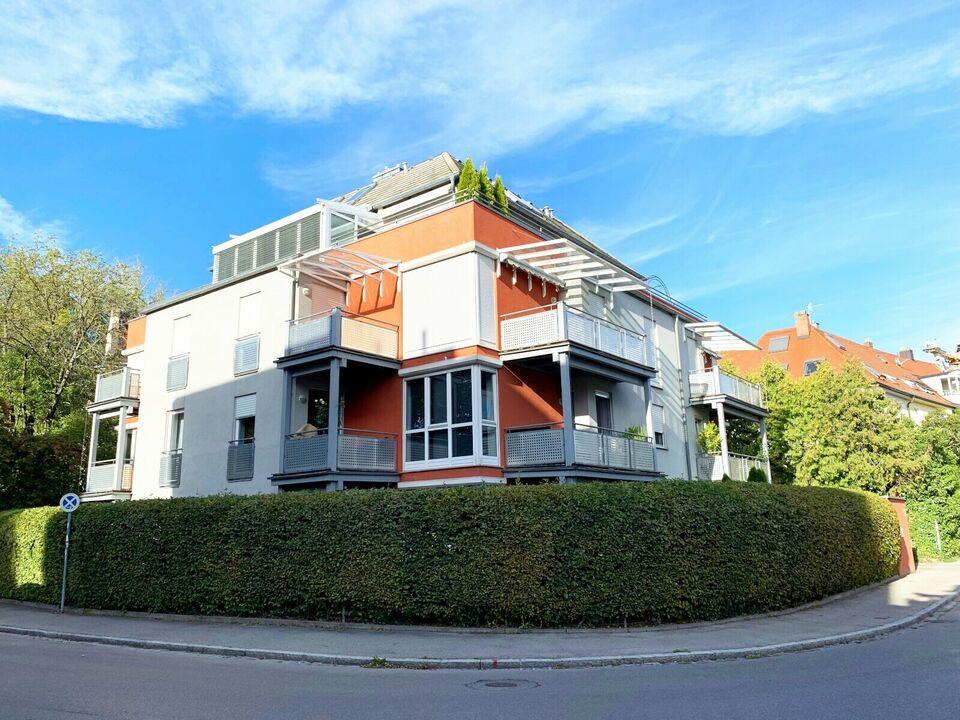 Augsburg-Göggingen: Großzügige 4-Zimmer-Wohnung inkl. 2 TG-Stellplätze und 3 Balkone Kreissparkasse Augsburg