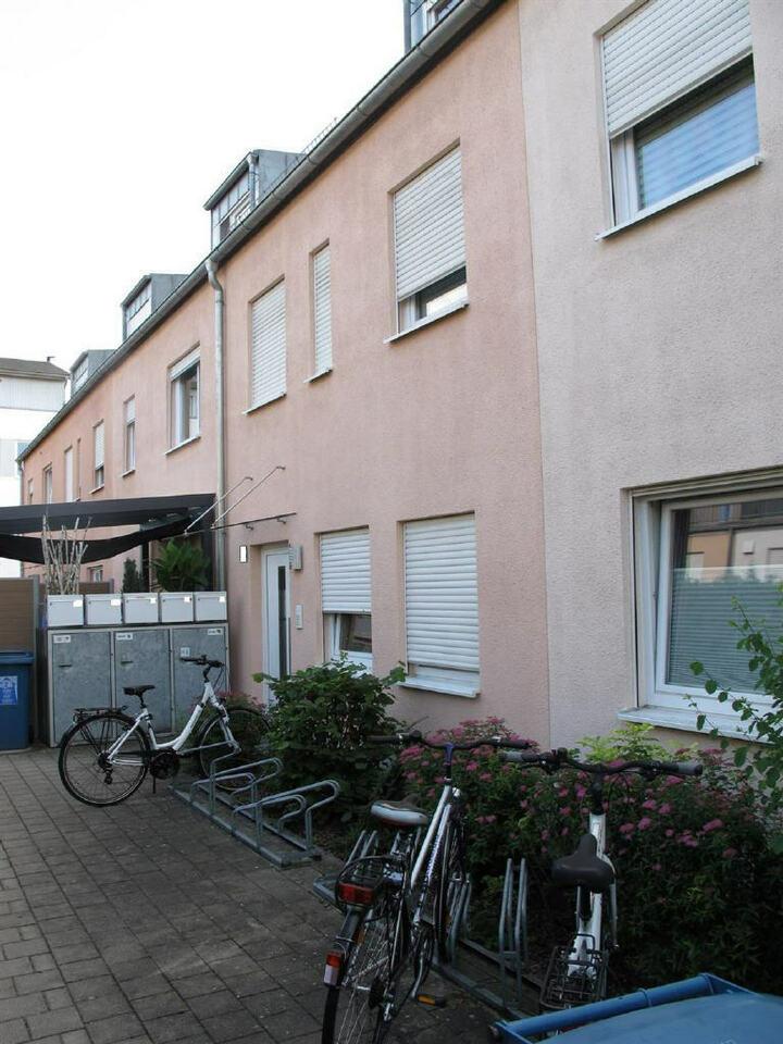 schöne 3 Zi. DG-Wohnung mit großer überdachter Dachterrasse in Ingolstadt Ingolstadt