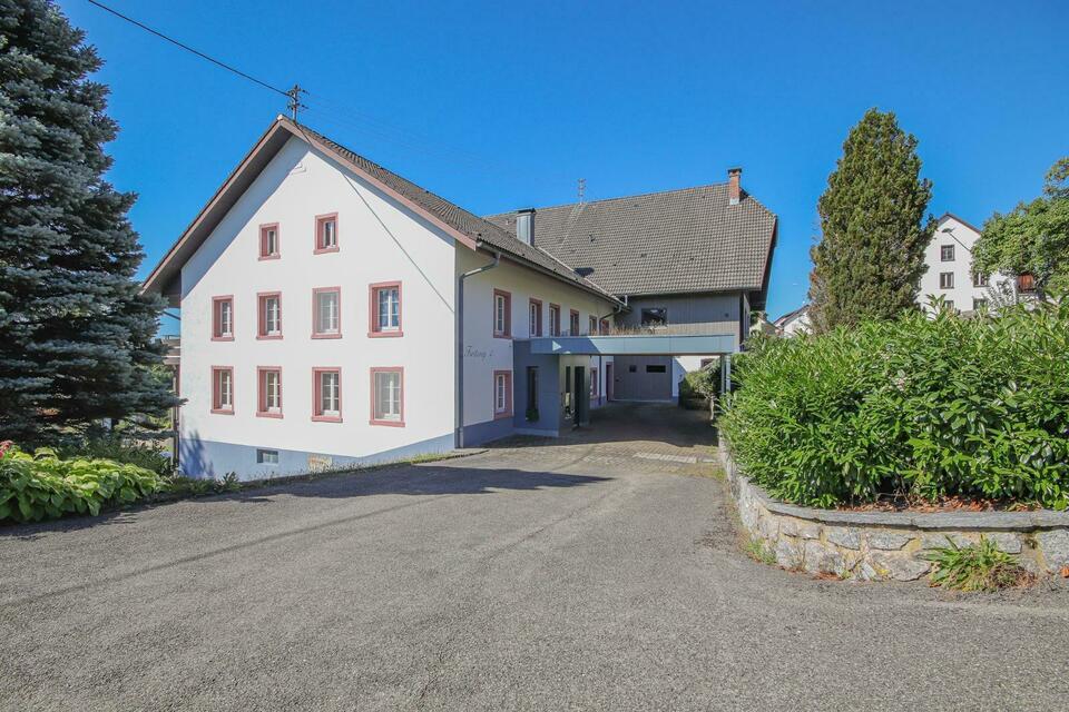 Zweifamilienhaus mit vielen Möglichkeiten in Etzwihl Baden-Württemberg