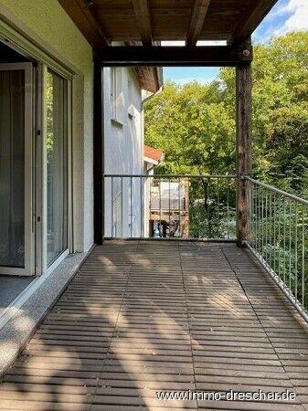 Gepflegte 2ZKB Wohnung mit Balkon und Stellplatz in Neunkirchen - ruhige Lage Saarland