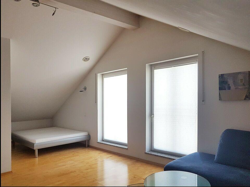 2 Zimmer Dachgeschoss-Wohnung in Landsham/Mü-Ost Mödlareuth (Bayern)