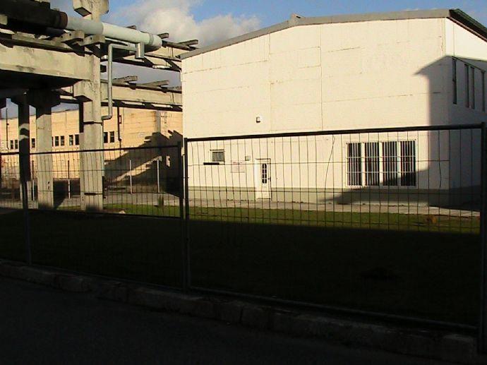 Gewerbehalle(648m²) mit Portalkran(5t) Grundstück(2200m² voll erschlossen) Provisionsfrei Schömberger Straße