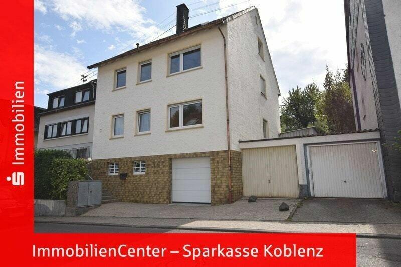 Zweifamilienhaus mit großzügigem Grundstück Rheinland-Pfalz