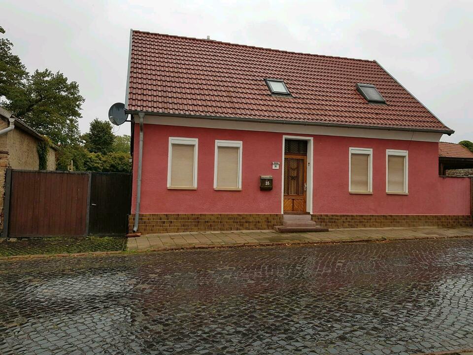 Einfamilienhaus in Uftrungen,Garten,Garage,Brunnen,Außenrollos Sachsen-Anhalt