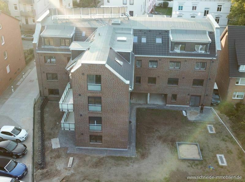 Neubau-Erstbezug! Gehobene 3 Zimmer Eigentumswohnung im 1. Obergeschoss mit Balkon und TG-Stellplatz Lohbrügge