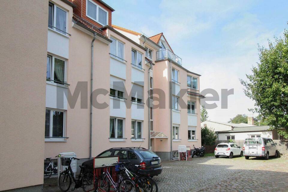 Gepflegt und komfortabel nahe Berlin: 3-Zi.-Maisonette mit 2 Balkonen in gut angebundener Lage Hohen Neuendorf