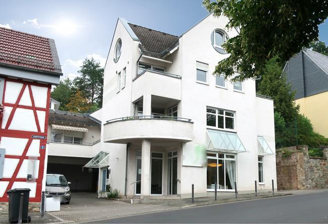 WI - Alt-Sonnenberg > Ladenlokal / Büro in EG mit ~52 m² inkl. Küche, Toilette plus Lager ~22 m² Wiesbaden
