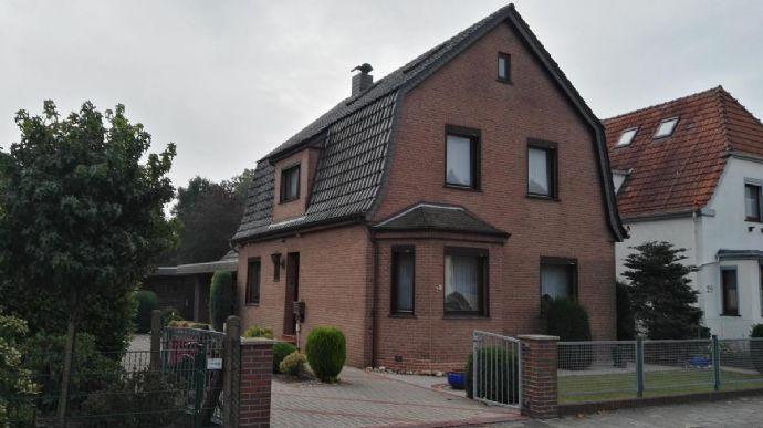 Sehr schönes Wohnhaus auf attraktivem Grundstück mit Garage und Nebengebäuden Delmenhorst
