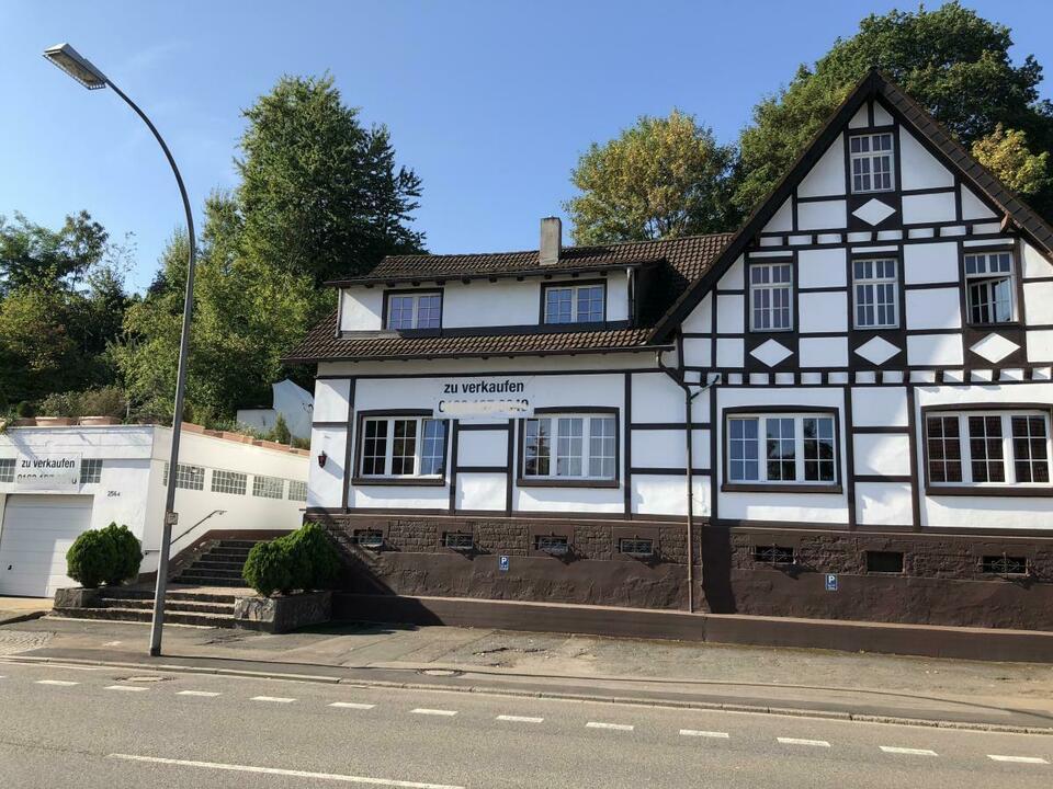 Sbr.-Güdingen, Grenznähe, 2 Häuser derzeit privat und gewerblich genutzt Saarbrücken