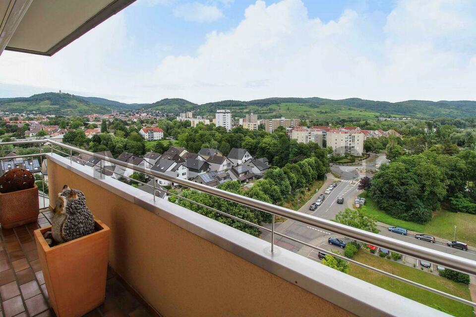 Kapitalanlage mit Bergblick: Vermietete 5,5-Zimmer-Wohnung mit 2 Balkonen in zentrumsnaher Lage Heppenheim
