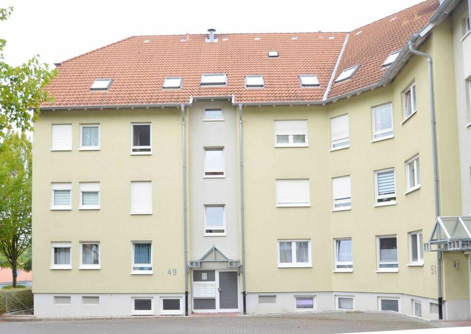 Gut geschnittene ETW mit Tageslichtbad, G-WC Balkon u. TG-Stellplatz Von-Steuben-Straße