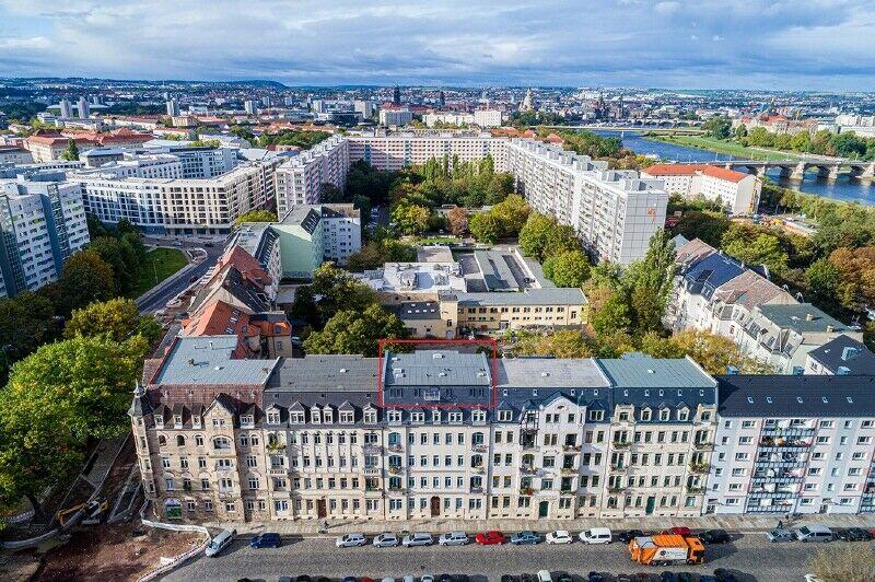 DG-Rohbau-Diamant - gesamte Etage - zum selbst veredeln. Elbnah und ruhig am Stadtzentrum wohnen. Blasewitz