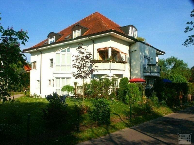 Sonnige Anlegerwohnung mit super Rendite und Balkon in grüner Lage - Nähe Auwald Leipzig
