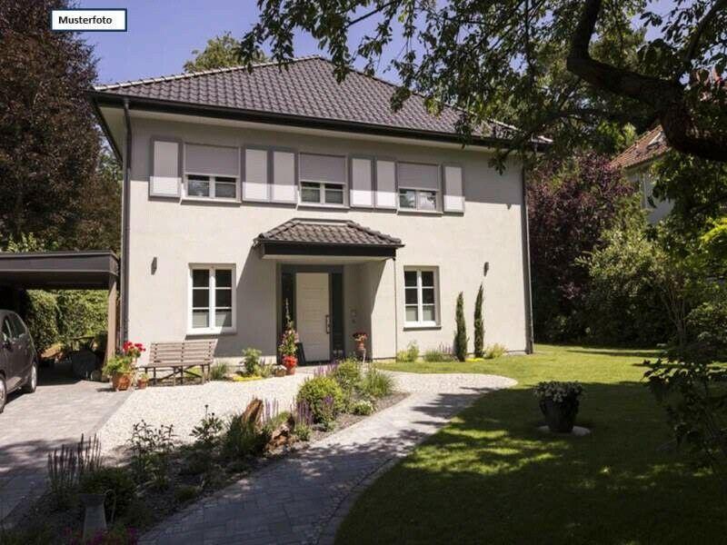Einfamilienhaus mit Einliegerwohnung in 41334 Nettetal, Gartenstr. Nordrhein-Westfalen