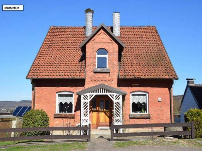 Einfamilienhaus in 24960 Glücksburg, Fördestr. Glücksburg (Ostsee)