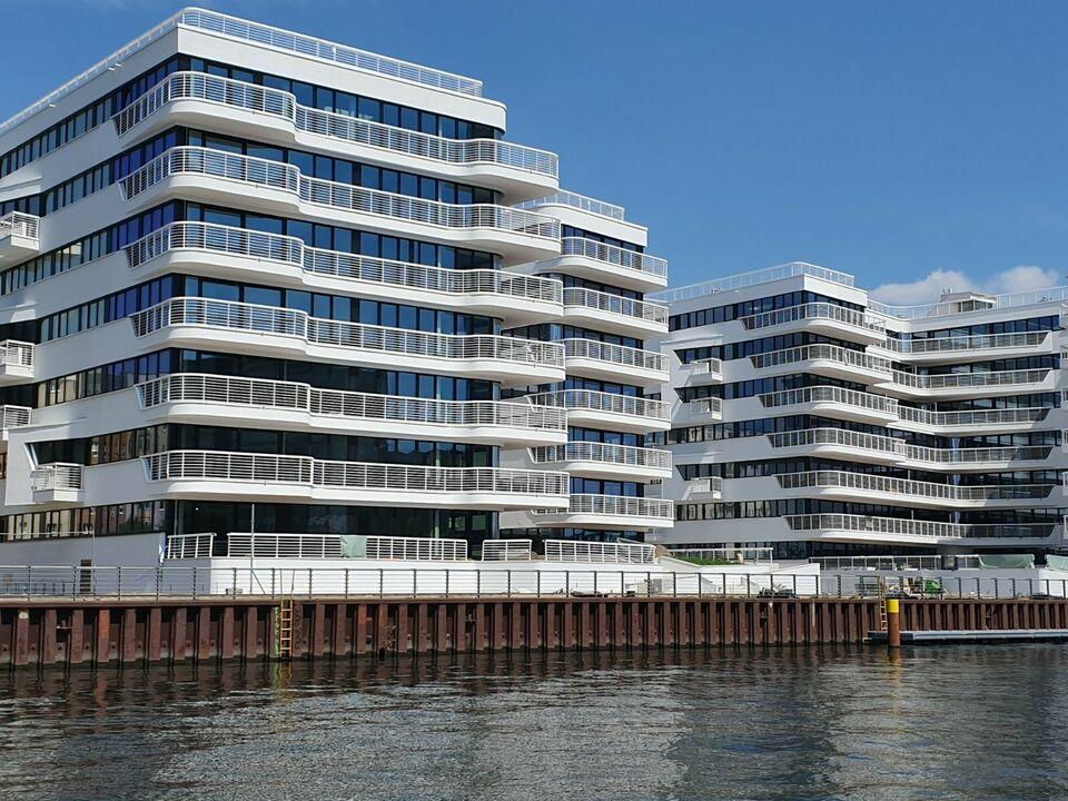 2 ZIMMER Luxus Wohnung - Wasserblick - Erstbezug - Nur 4,64% Prov Berlin