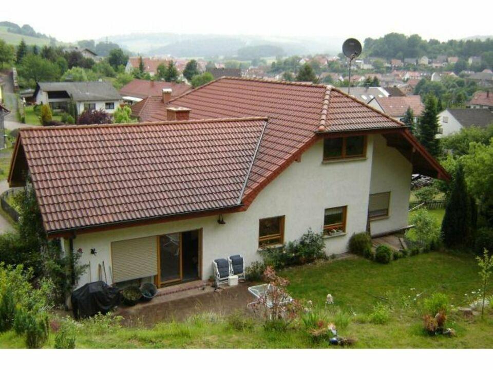 Großes Einfamilienhaus in Queidersbach Rheinland-Pfalz