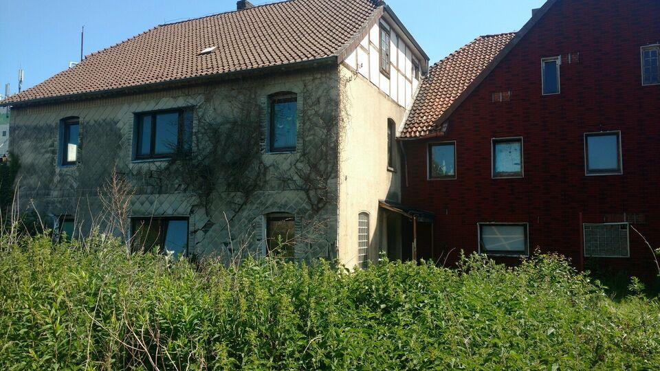 3-Mehrfamilienhaus mit Anbau und Werkstatt 1090 qm in Lindhorst Königslutter am Elm