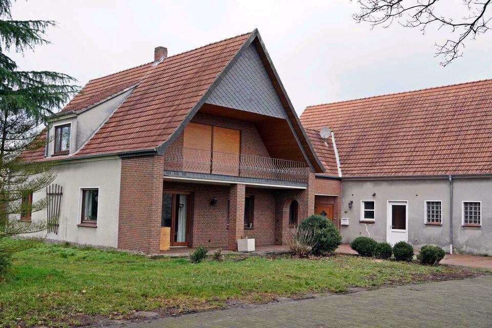 Wohn-Haus mit neben-Gebäude in Rahden Wehe Nordrhein-Westfalen