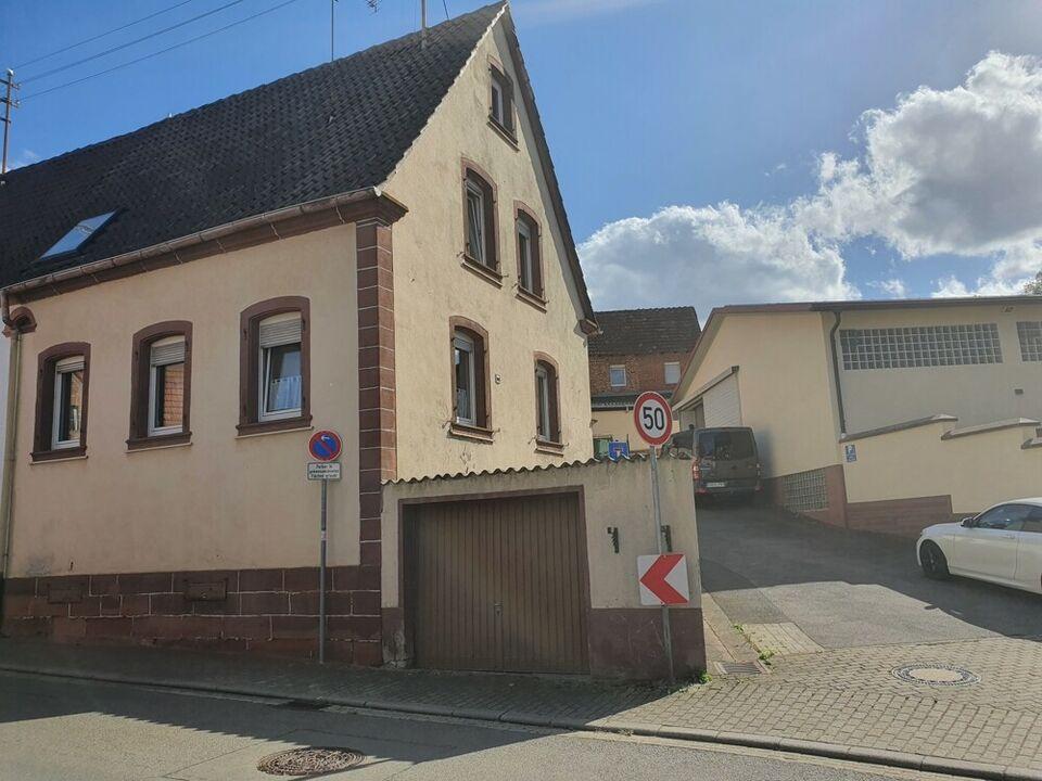 Gut erhaltenes Einfamilienhaus in Ranschbach Rheinland-Pfalz