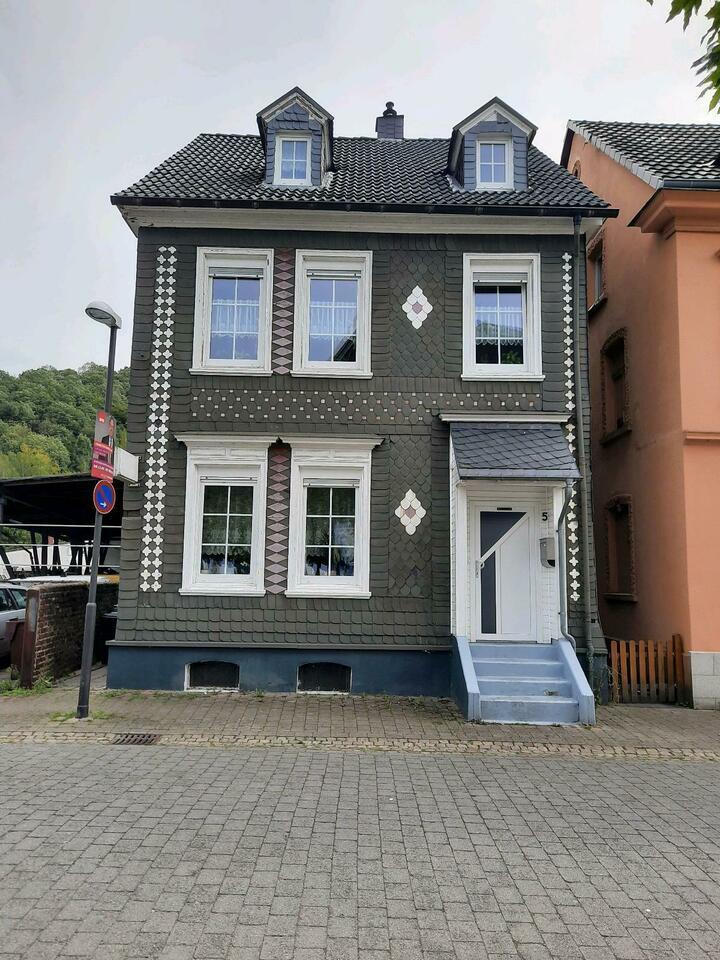 Einfamilienhaus mit Nebengebäude Nordrhein-Westfalen