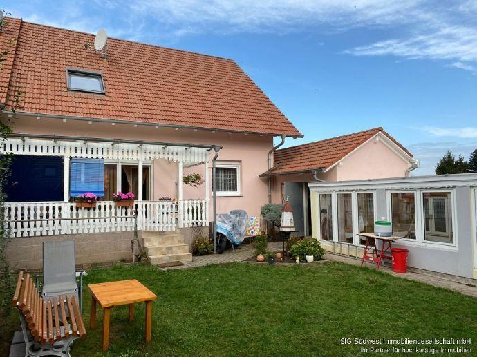 Exklusives Einfamilienhaus für große Familie mit Garten - Terrasse und Gewächshaus in TOP Lage Knöringen