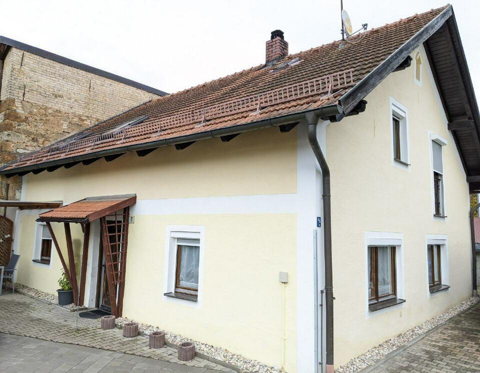 Gepflegtes Einfamilienhaus im Ortszentrum in Stamsried Stamsried