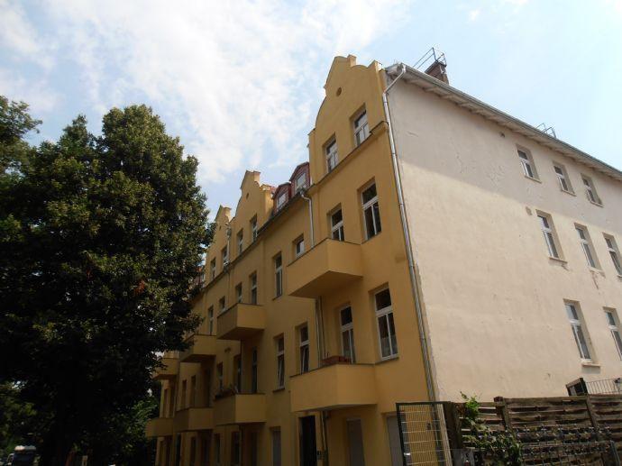 Vermietete 3-Zimmerwohnung im sanierten Altbau in Berlin-Niederschönhausen zu verkaufen Zepernicker Straße